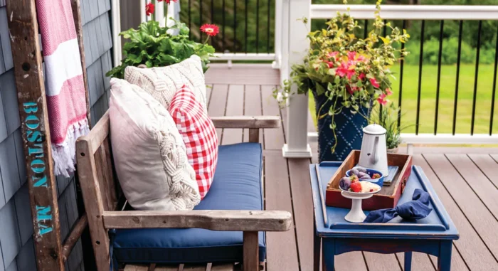 Fiberon Concordia Decking in Symmetry - Burnt Umber