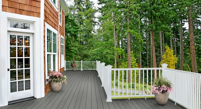 Fiberon Sanctuary Decking in Chai