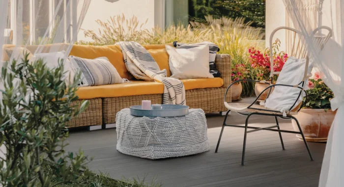 Fiberon Sanctuary Decking in Earl Grey