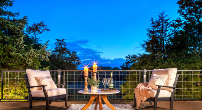 Trex Select® in Saddle Select