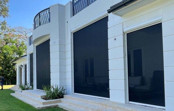 MaestroShield Retractable Bug Screens