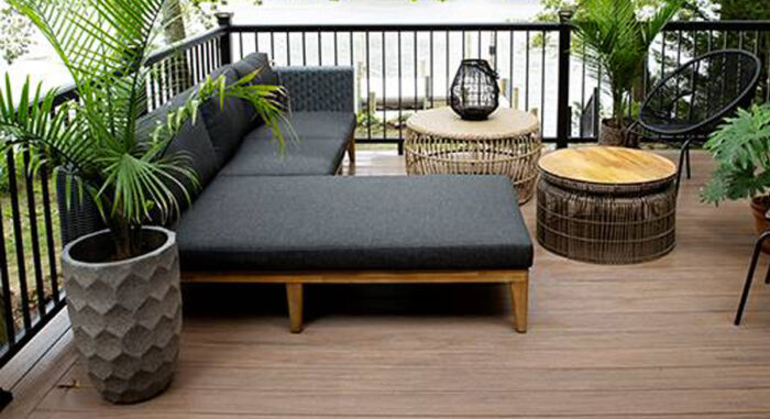 TimberTech Vintage Collection® in English Walnut