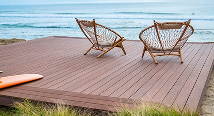 TimberTech Vintage Collection® in Mahogany